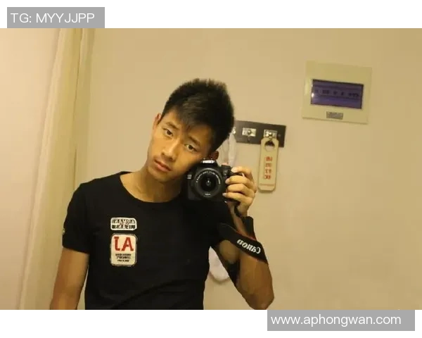 杨磊专访回顾足球生涯的起伏与成长历程探秘