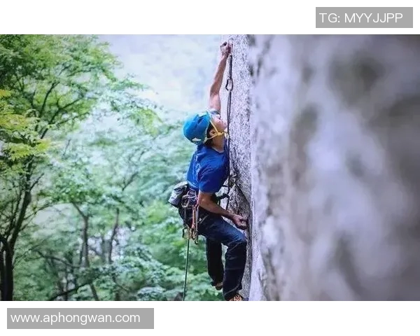 攀岩高手吴伟分享成功秘诀与训练心得揭秘运动背后的坚持与热爱