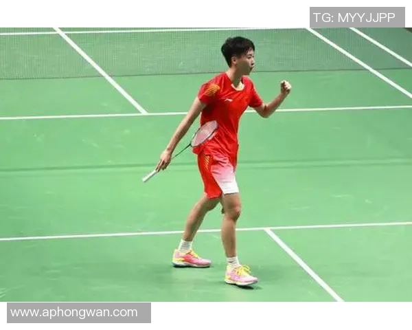 羽毛球焦点聚焦杭州羽毛球队的实力与欧冠足球的精彩对比分析